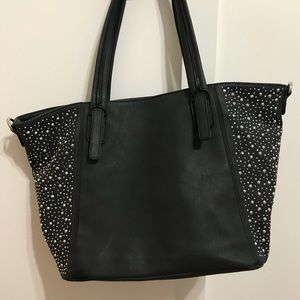 LARGE BLACK STUDDED TOTE